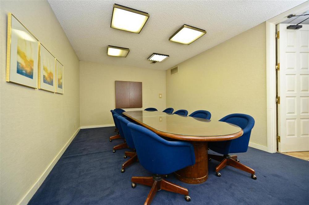 Americas Best Value Inn & Suites Extended Stay - Tulsa Negocio foto